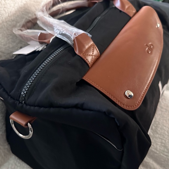 ALO Yoga Black Duffel with Brown  Trim - Picture 9 of 11